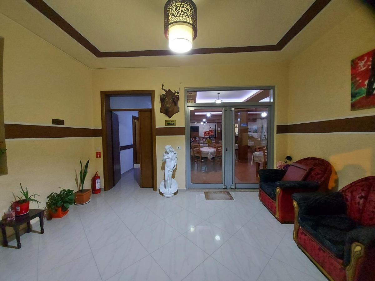Hotel Kalemi Corovode Экстерьер фото