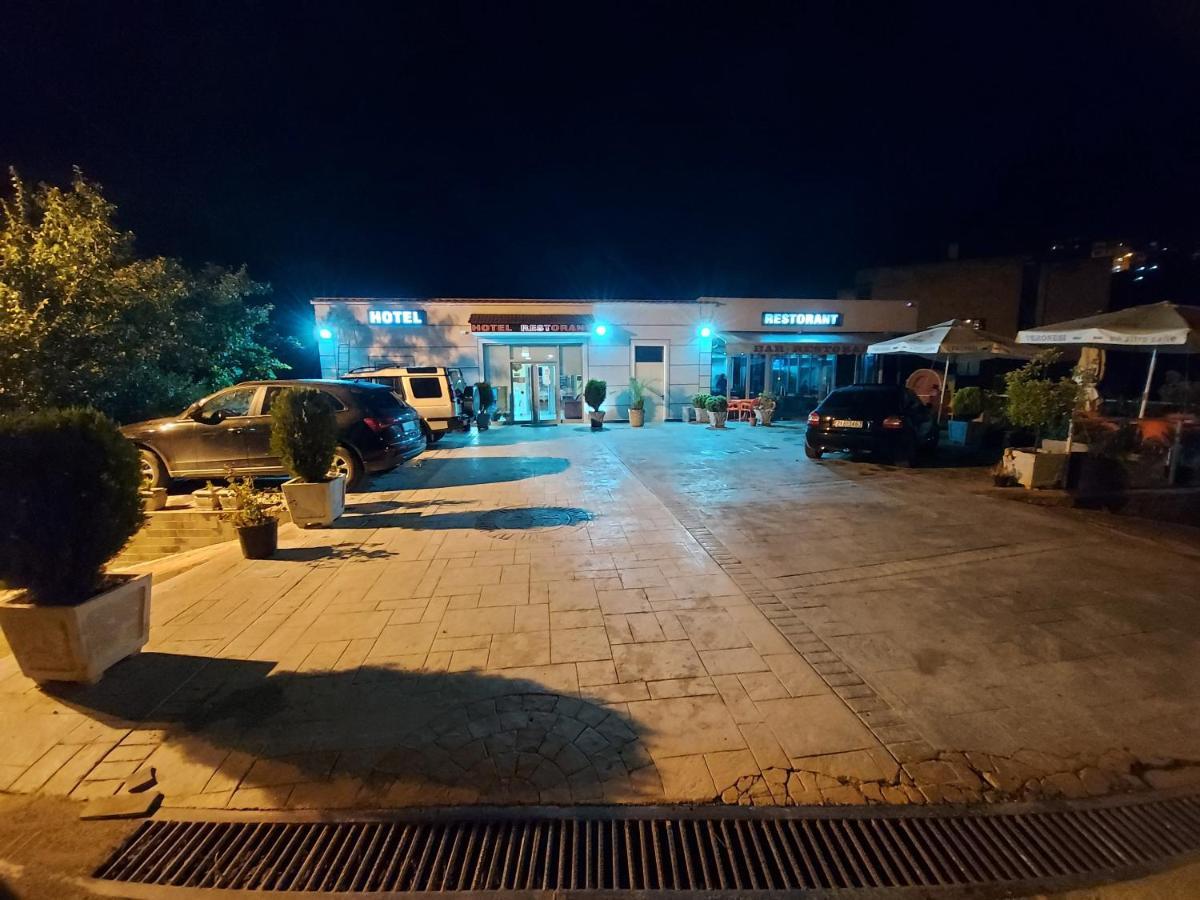 Hotel Kalemi Corovode Экстерьер фото
